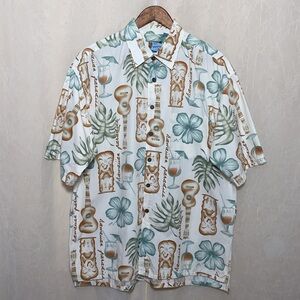 Campia tiki island Mens button down Hawaiian print size large NWT